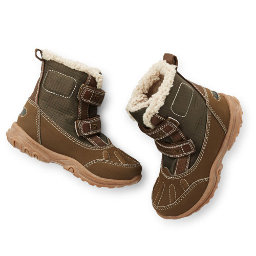 [CF14-S14103A32] Carter&#039;sOutdoor Trail Boots